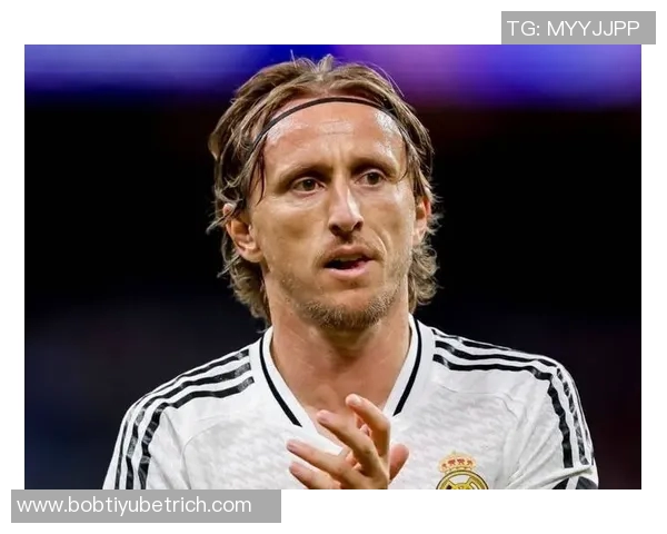 里奇总结比赛表现强调上半场失误频繁下半场实力显现的转变